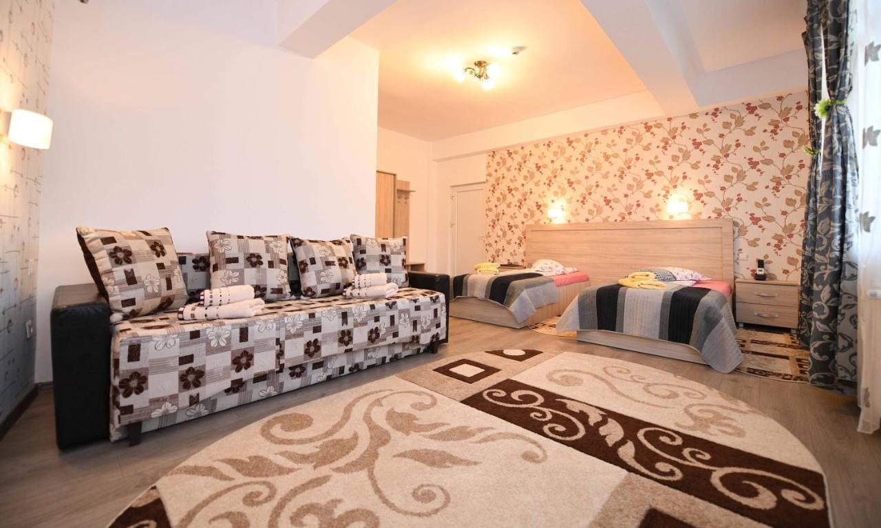 Guest house Trident 2*